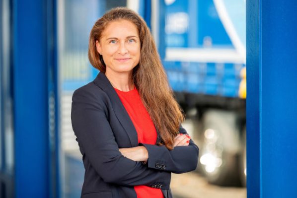 c0709813a848aa717967cf2e1d3eab15_XL