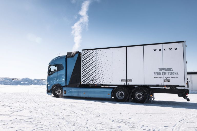 Volvo fuel cell testing_water vapor