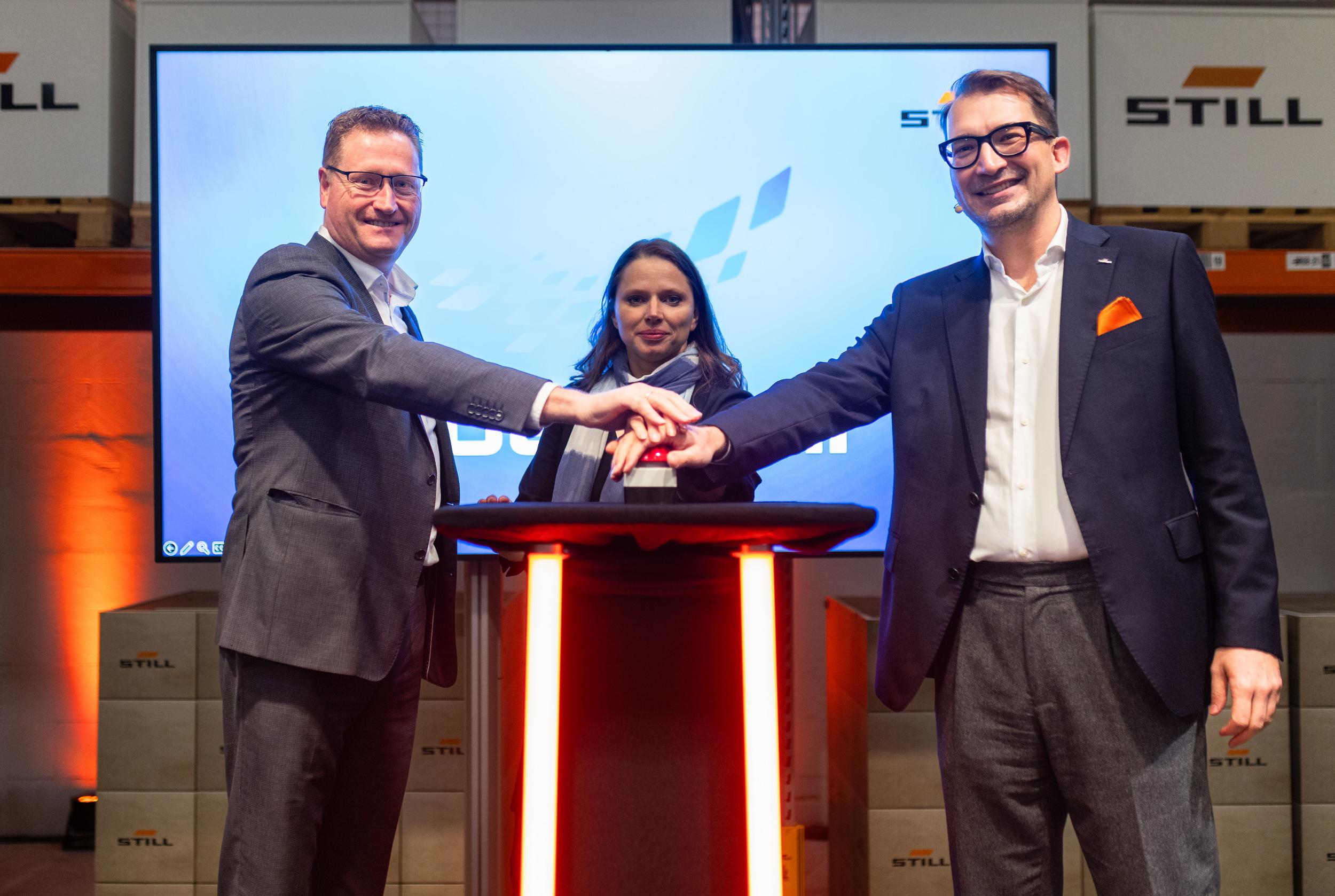 DE_STILL_Bild 1_Eröffnung Brennstoffzellenproduktion_2