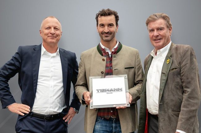 Das Bild zeigt die drei Mitgleider der Geschäftsleitung der Tiemann Gruppe.