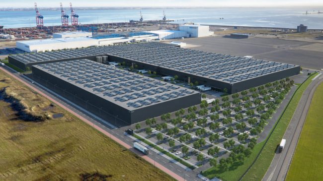 Das Luftbild zeigt den JadeWeserPort.