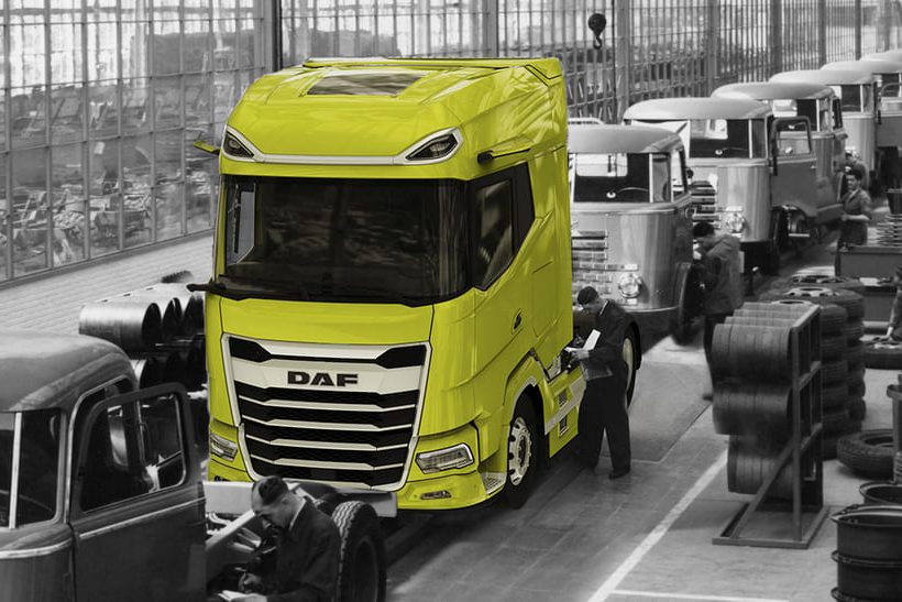 DAF-Produktion 1952 mit einem montierten aktuellen Truck