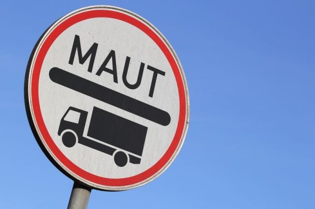 Die Mautpflicht auf deutschen Autobahnen und Bundesfernstraßen wird erweitert.