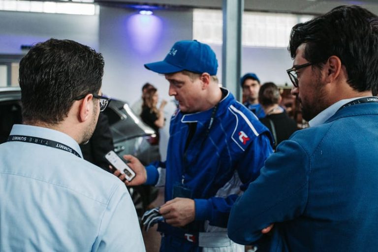 83b39e9ee060f002_org Impression vom T.I.R.E. Summit 2024