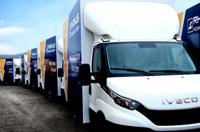 Das Bild zeigt Fahrzeuge von Iveco.