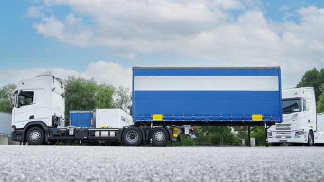 Scania Fahrzeuge mit Wechselbrücken-Aufbau von SDG