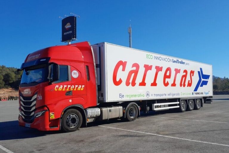 Carreras Thermo King AxlePower-3 Emissionen und Kraftstoffverbrauch gesenkt: Logistikgruppe Carreras senkt erfolgreich Emissionen und Kraftstoffverbrauch beim Transport mit selbst aufladendem Thermo King-Trailer-Kältesystem