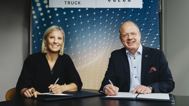 Digitale Transformation im Blick: Daimler Truck und Volvo Group unterzeichnen verbindliche Vereinbarung für Joint Venture