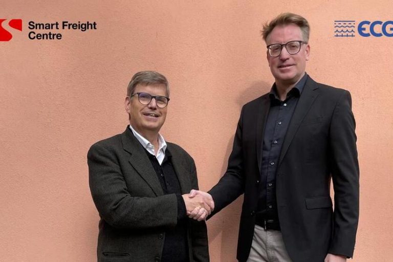 ECG_Partnerschaft_Smart_Freight_Centre Dekarbonisierungsinitiativen vorantreiben: ECG – der Verband europäischer Fahrzeuglogistik – und das Smart Freight Centre kündigen Partnerschaft an