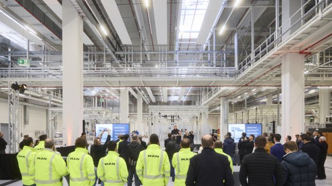 Neue Batteriefertigung in Nürnberg: Bei der Umstellung auf Elektromobilität geht es voran bei MAN Truck & Bus