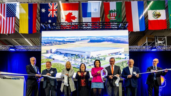 Modernes Teilevertriebszentrum eröffnet: Paccar Parts hat in Maßbach in Bayern ein modernes und nachhaltiges Teilevertriebszentrum eröffnet.