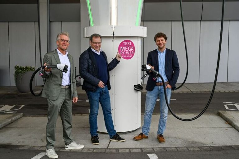 Thomas Schliernzauer~kurist, Ladeinf Megawatt-Ladetechnologie für LKW: R:loaded, eLoaded und STRABAG treten als Bietergemeinschaft für Ausschreibung der Autobahn GmbH an