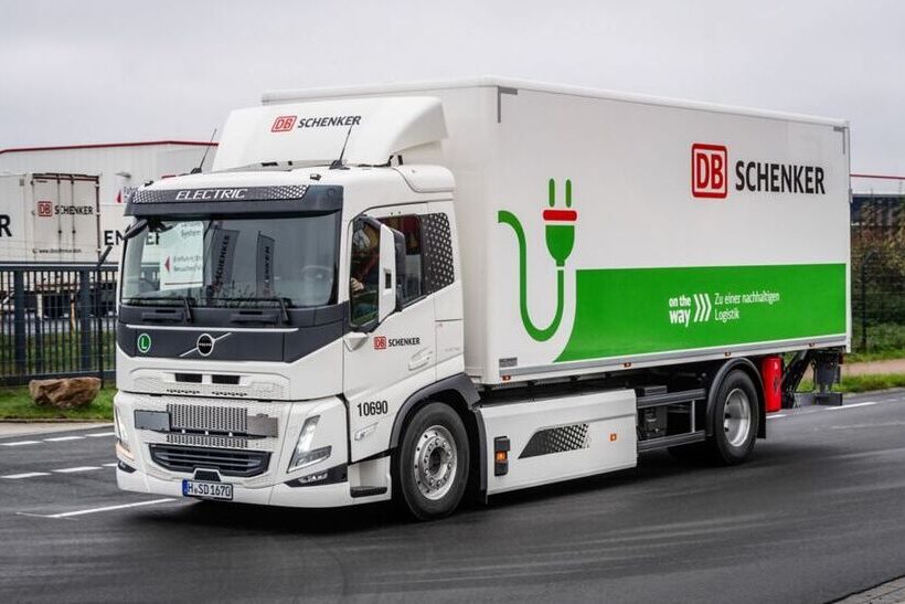 Emissionsarm und leise: DB Schenker setzt 40 neue Volvo FM Electric in Deutschland ein.