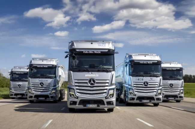Brennstoffzellen-Lkw im Logistikeinsatz: Kundennahe Erprobung von Mercedes-Benz GenH2 Trucks