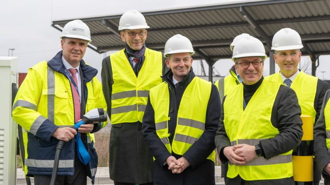 Nächster Schritt zur Dekarbonisierung: Contargo eröffnet Ladeinfrastruktur für E-Lkw