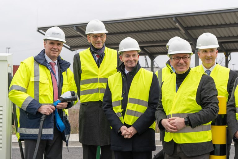 2025_02_14_Contargo_Ladeinfrastruktur1 Nächster Schritt zur Dekarbonisierung: Contargo eröffnet Ladeinfrastruktur für E-Lkw