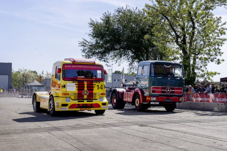 Mercedes-Benz Trucks Classic begeistern beim Brazzeltag 2025 – Technikgeschichte zum Anfassen und MitfahrenMercedes-Benz Trucks Classic inspire at Brazzeltag