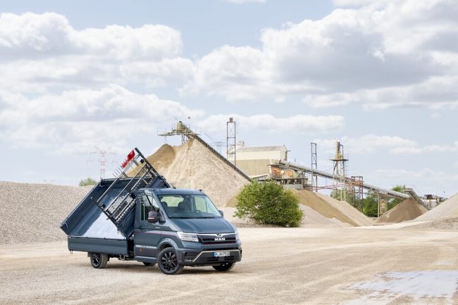 Neuzugänge in der Transporter-Sparte: Aufbautvarianten von Meiller und BE-Combi für den MAN TGE erweitern das Angebot im Einrechnungsgeschäft