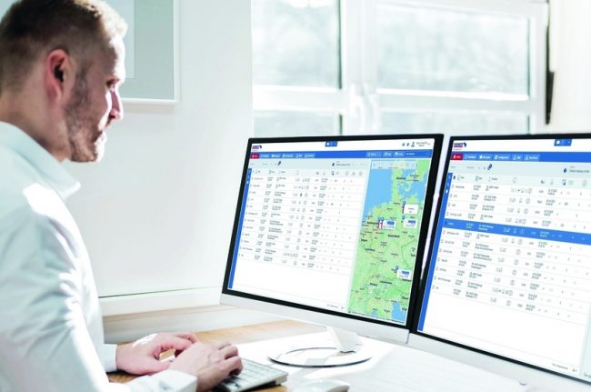 Direkte Reifenkontrolle Goodyear und Schmitz Cargobull erweitern ihre Zusammenarbeit und ermöglichen eine nahtlose Integration von Goodyear TPMS Connect für Flottenkunden.