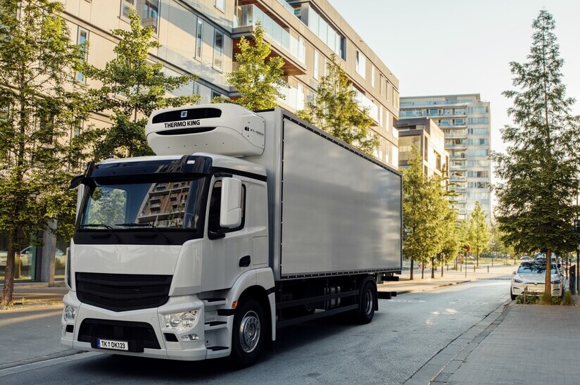 Leise gekühlt durch die Stadt Thermo King bringt mit der TX-Serie neue leistungsstarke und kraftstoffeffiziente Lkw-Maschinen auf den Markt