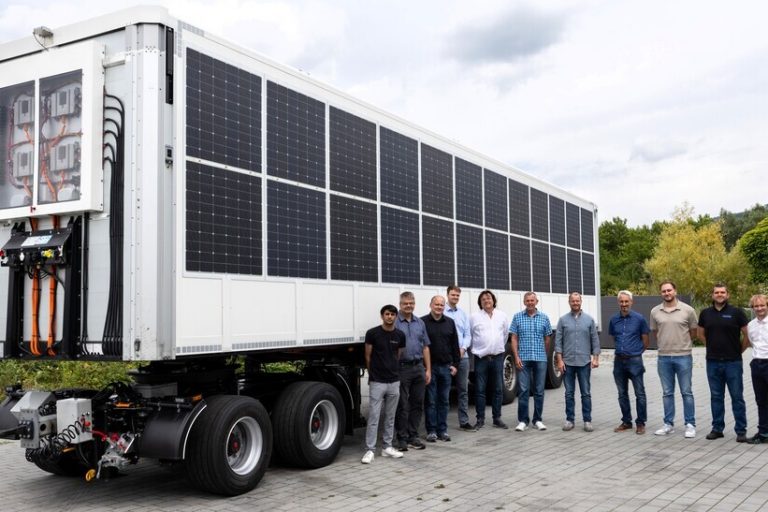 Bedeutender Fortschritt in Industrie und Wissenschaft Erkenntnisse aus dem Projekt „Elektrisches Antriebskooperations- und Energiesystem für schwere Nutzfahrzeuge - evTrailer2“