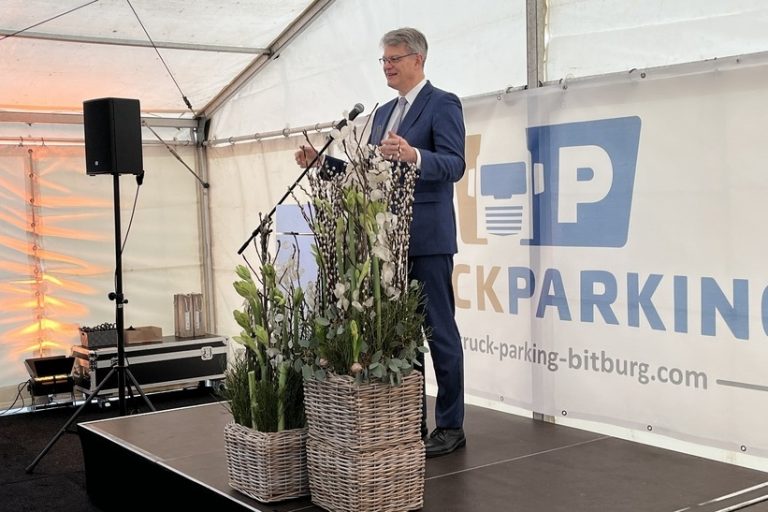 Bundesverkehrsminister Schnieder