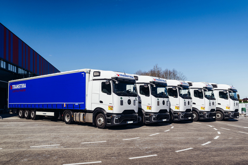 Großauftrag für Mercedes-Benz Trucks: Mehr als 500 Actros L ProCabin gehen in 2026 an litauisches Logistik- und Transportunternehmen TRANSTIRAMajor order: Lithuanian logistics and transport company TRANSTIRA exclusively expands international long-haul