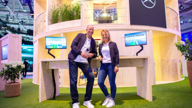 Messestand von Daimler Truck Financial Services