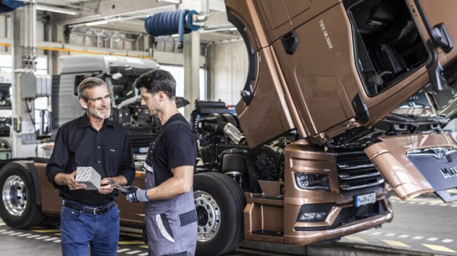 MAN baut Service aus
